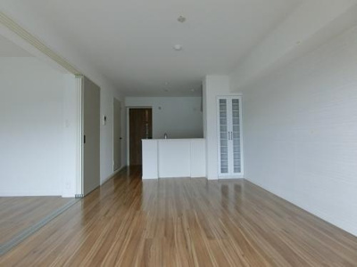 【居間・リビング】 | サニーコート梅満