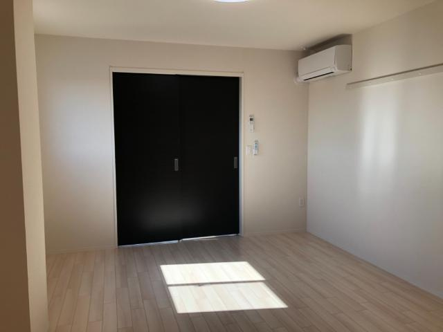 イーストガーデンの内装|室内