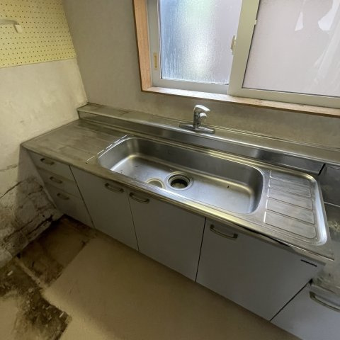 室蘭市みゆき町1丁目2-15戸建のキッチン