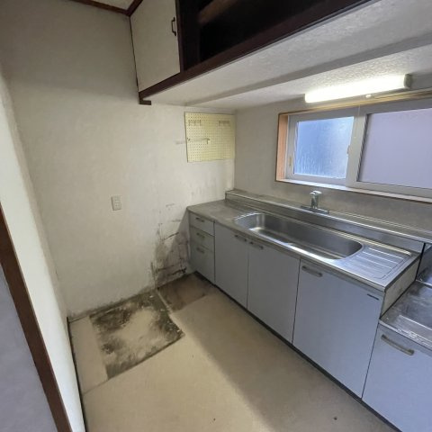 室蘭市みゆき町1丁目2-15戸建のキッチン