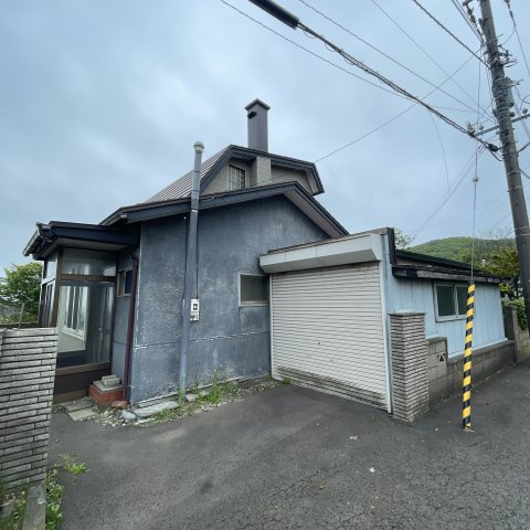 室蘭市みゆき町1丁目2-15戸建
