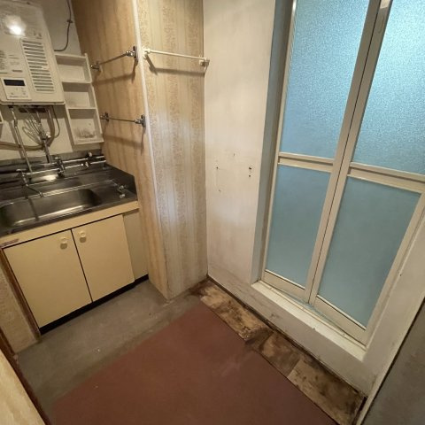 室蘭市みゆき町1丁目2-15戸建のキッチン