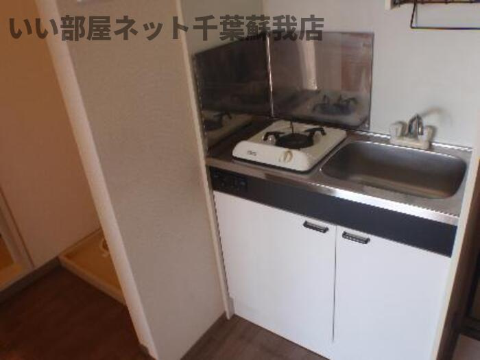 サニーハウスＳのキッチン|コンパクトなキッチンで掃除もラクラク