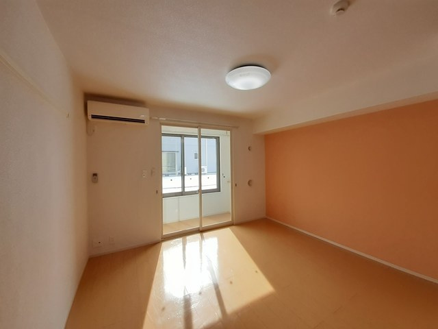 メゾン早坂　弐番館の居間・リビング|居室・リビング