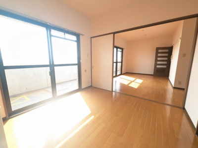 【寝室】 | ポルト泉大津