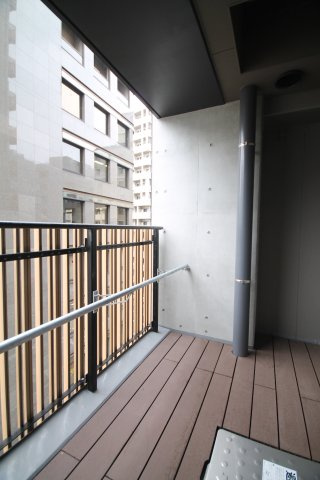 【バルコニー】