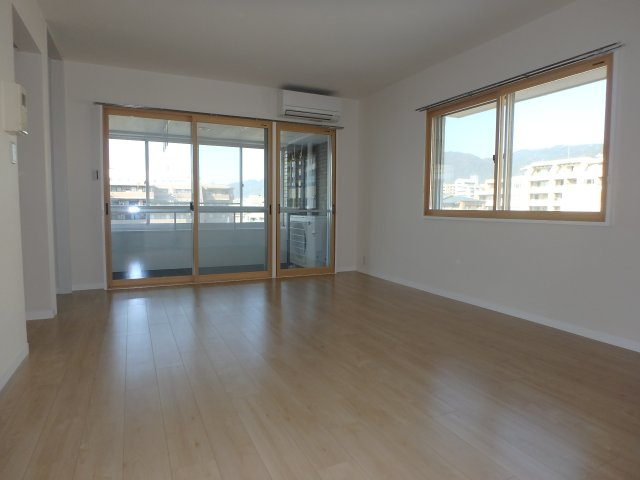 日生住吉コープの居間・リビング