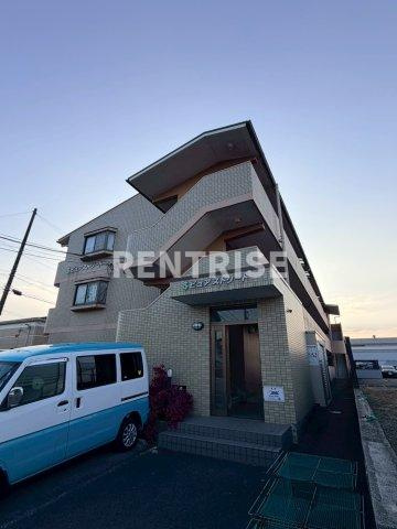 ピュアストリートの外観