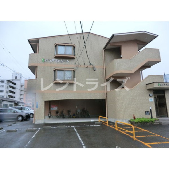 ピュアストリートのエントランス