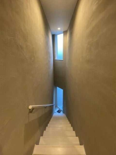 Orbit駒沢　礼金0　内階段　ロフトの玄関