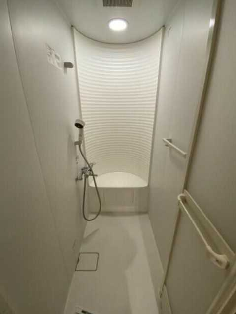 Orbit駒沢　礼金0　内階段　ロフトの浴室