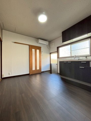 【居間・リビング】 | 篠原本町戸建