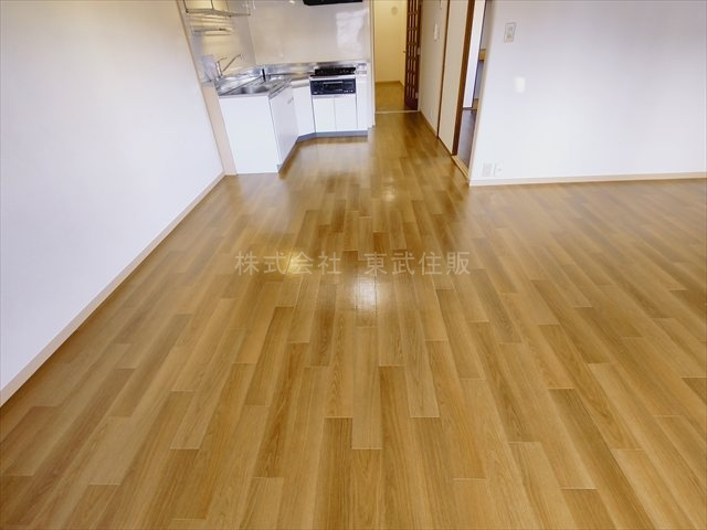 【居間・リビング】の画像