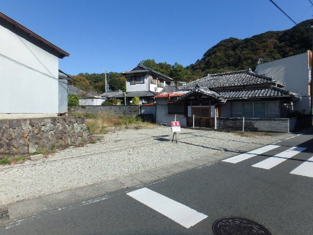 S1426G　6丁目売地の前面道路含む現地写真