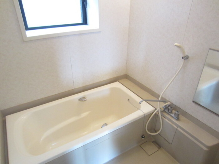 メゾン都原の浴室|バス