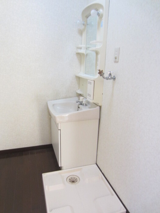 メゾン都原の洗面所|洗面所