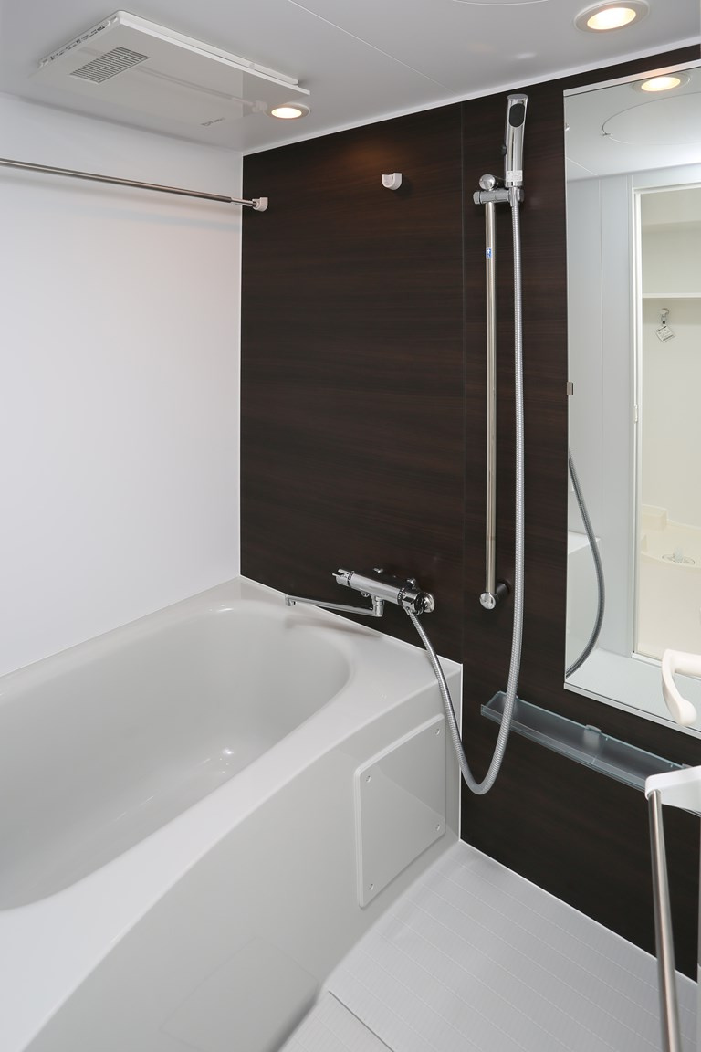 エンクレスト博多駅南SHAREの浴室|日々の疲れを癒すお風呂付です