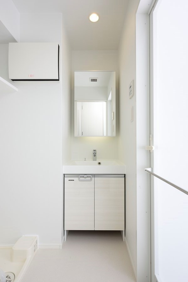 エンクレスト博多駅南SHAREの洗面所|広い洗面スペース