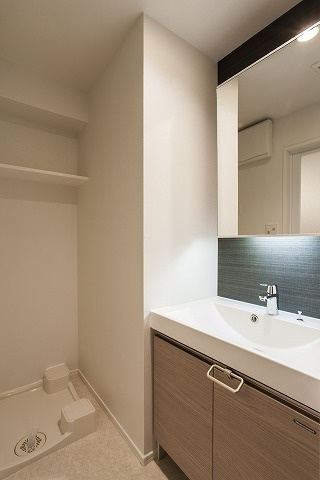 エンクレスト薬院NOBLEの洗面所|脱衣スペースもあります