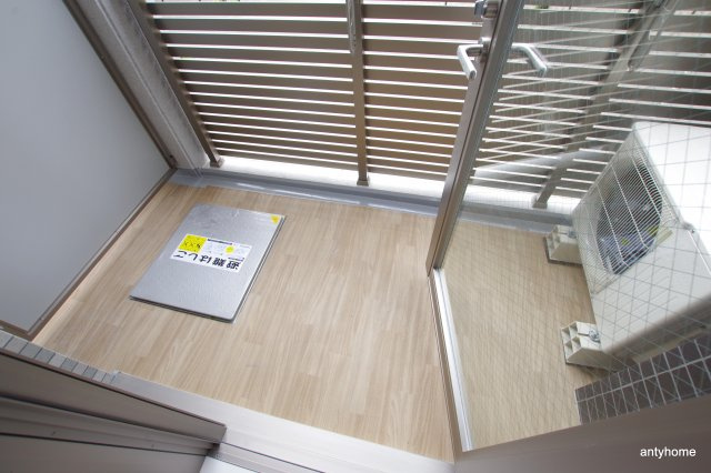 エスリード弁天町グロリア 仲介手数料無料のバルコニー