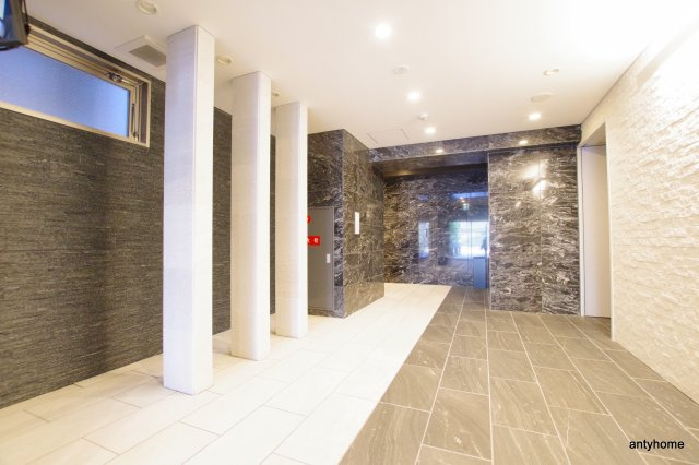 エスリード弁天町グロリア 仲介手数料無料のロビー