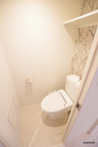 エスリード弁天町グロリア 仲介手数料無料のトイレ