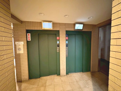 【その他共用部分】 | ルネシエスタB棟 | 【エレベーター２基あります】忙しい時間帯も安心です！荷物が多い日も楽々にお部屋に持っていけますね！