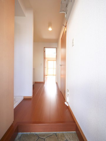 Ｃａｓａ　Ｙ．Ｍ．Ｋ　Ｂ棟の玄関|※写真は別の部屋のものです。