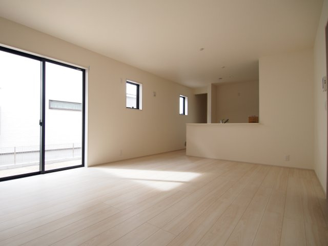 【居間・リビング】 | Livele Garden.S　野田町相沢　１号棟