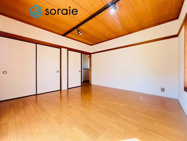 日高市武蔵台4丁目　中古戸建の寝室|11/16撮影