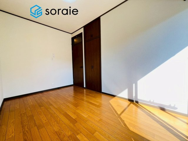 日高市武蔵台4丁目　中古戸建の子供部屋|11/16撮影