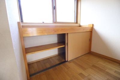 【収納】 | 太陽光発電の平屋住宅 駐車3台／稲敷月出里 | こまごまとしたものを収納できそうですね