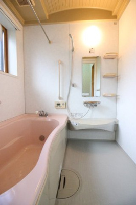【浴室】 | 稲敷月出里 | コンパクトで使いやすいお風呂です