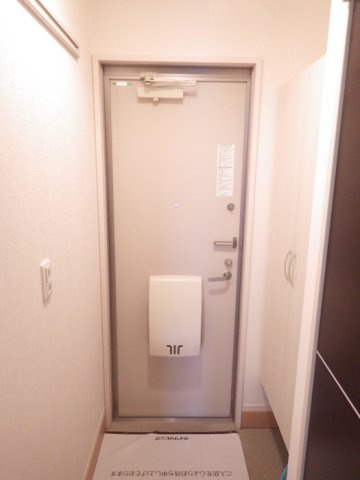 メゾン ルーナの玄関|シューズボックス付き玄関