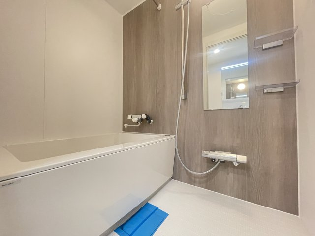 天保山第五コーポ1号棟の浴室|コンパクトで使いやすいお風呂です