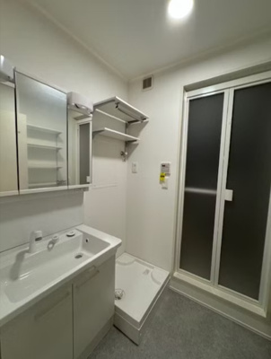 【独立洗面台】 | Ｃｏｎｔｒａｉｌ１（コントレイル１） | 独立洗面台あり、毎朝おしゃれに忙しい女性の方におすすめです