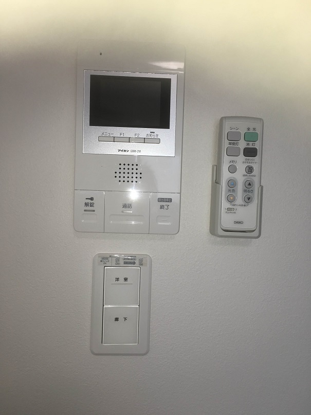 apartmentAのセキュリティ|モニター付きインターホンです