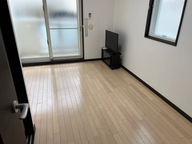 apartmentAの居間・リビング|居室です