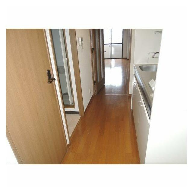 プラネットの内装