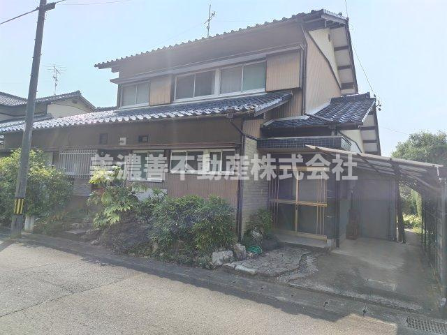 ６５１３６　岐阜市長良戸建の外観