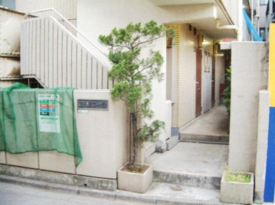 【エントランス】 | 園田コーポ