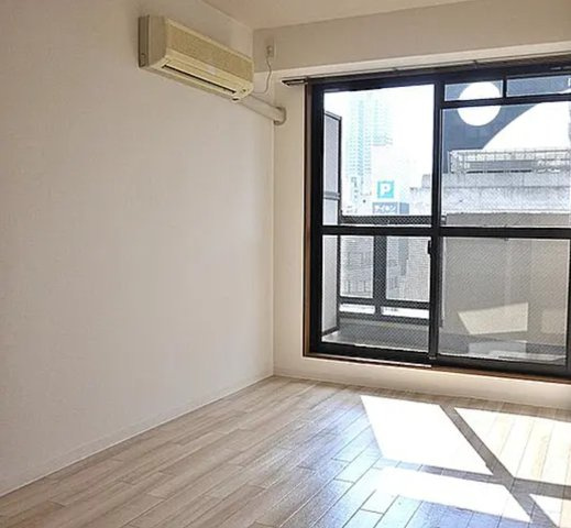 大阪市西区1棟収益マンション　メゾンナカムラ北堀江　「西長堀駅徒歩6分」「西大橋駅徒歩3分」「平成15年築」の洋室
