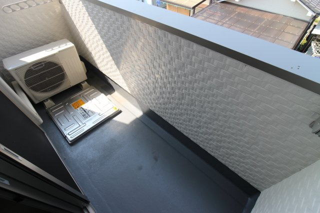 ウィングス垂水のバルコニー