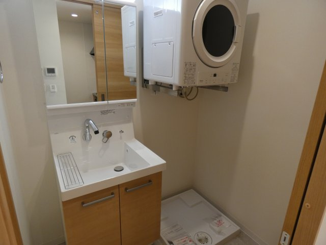 ザ・テラス鏡原の独立洗面台|独立洗面化粧台が付いています