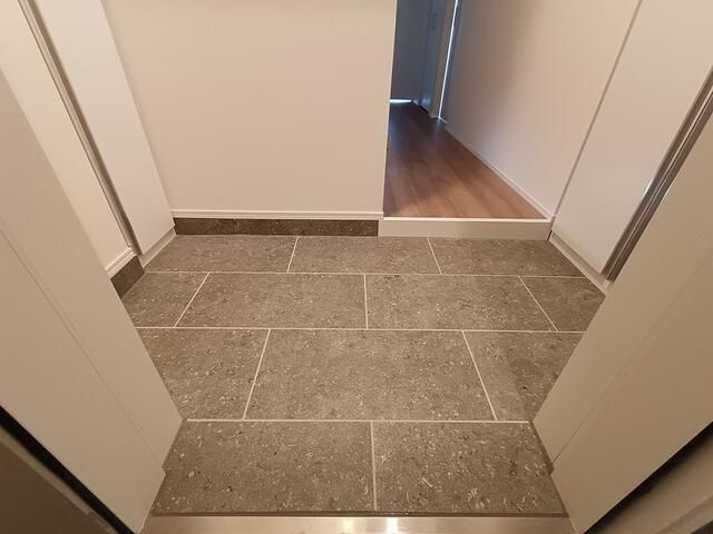 ＤＥＣＯＲ　ＧＲＡＮＤＥ　ＡＳＡＫＵＳＡの玄関