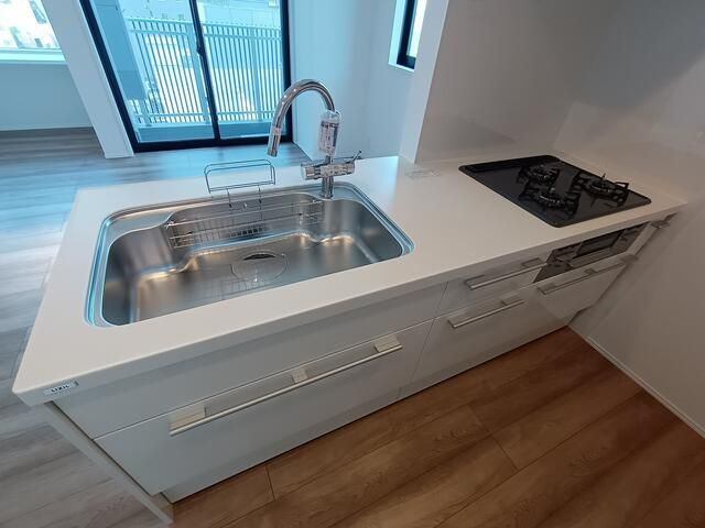 ＤＥＣＯＲ　ＧＲＡＮＤＥ　ＡＳＡＫＵＳＡのキッチン