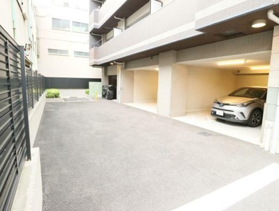 【駐車場】 | ザ・グランフォーリア西日暮里 | 駐車スペースもあります