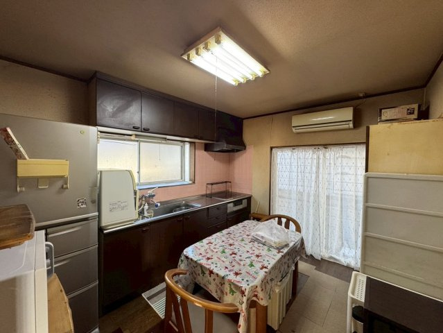 -三丁目不動産-　熊谷市上江袋　駐車3台以上のキッチン