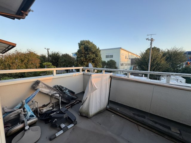 -三丁目不動産-　熊谷市上江袋　駐車3台以上のバルコニー