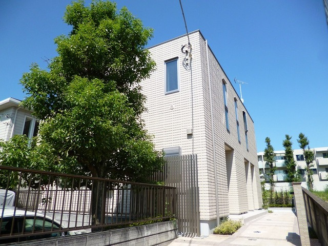 Ｃｏｌｌｉｎａ　Ｄａｉｚａｗａの外観|耐震構造の旭化成ヘーベルメゾン